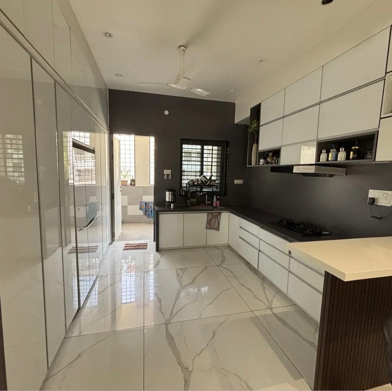 Fully Furnished 4 BHK Luxury Bungalow for Sale