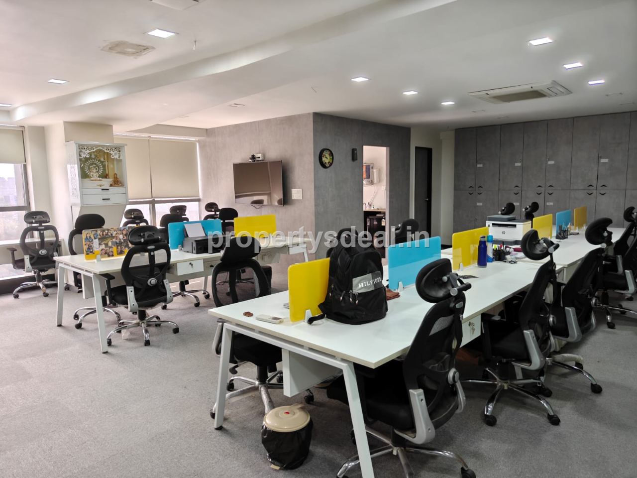 Premium Fully Furnished Office Space Available for Rent