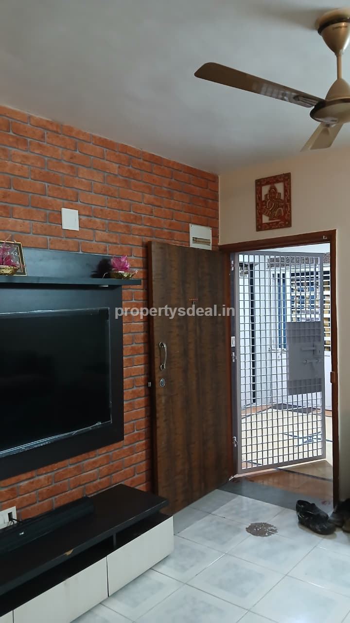 3 BHK Fully Furnished Apartment Available for Rent