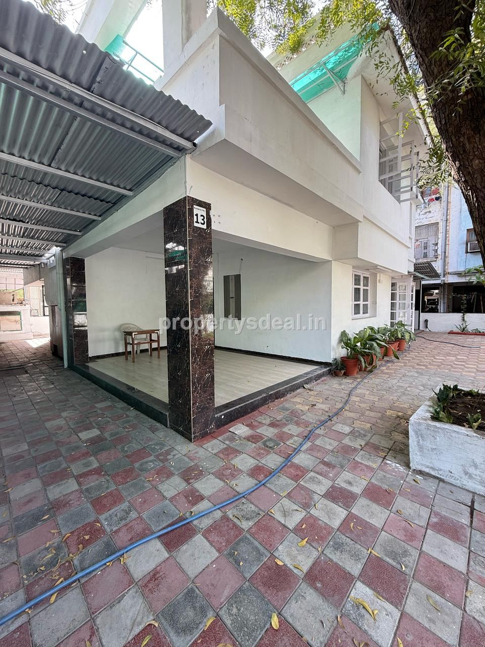 Premium 4 BHK Fully Furnished Bungalow Available for Rent