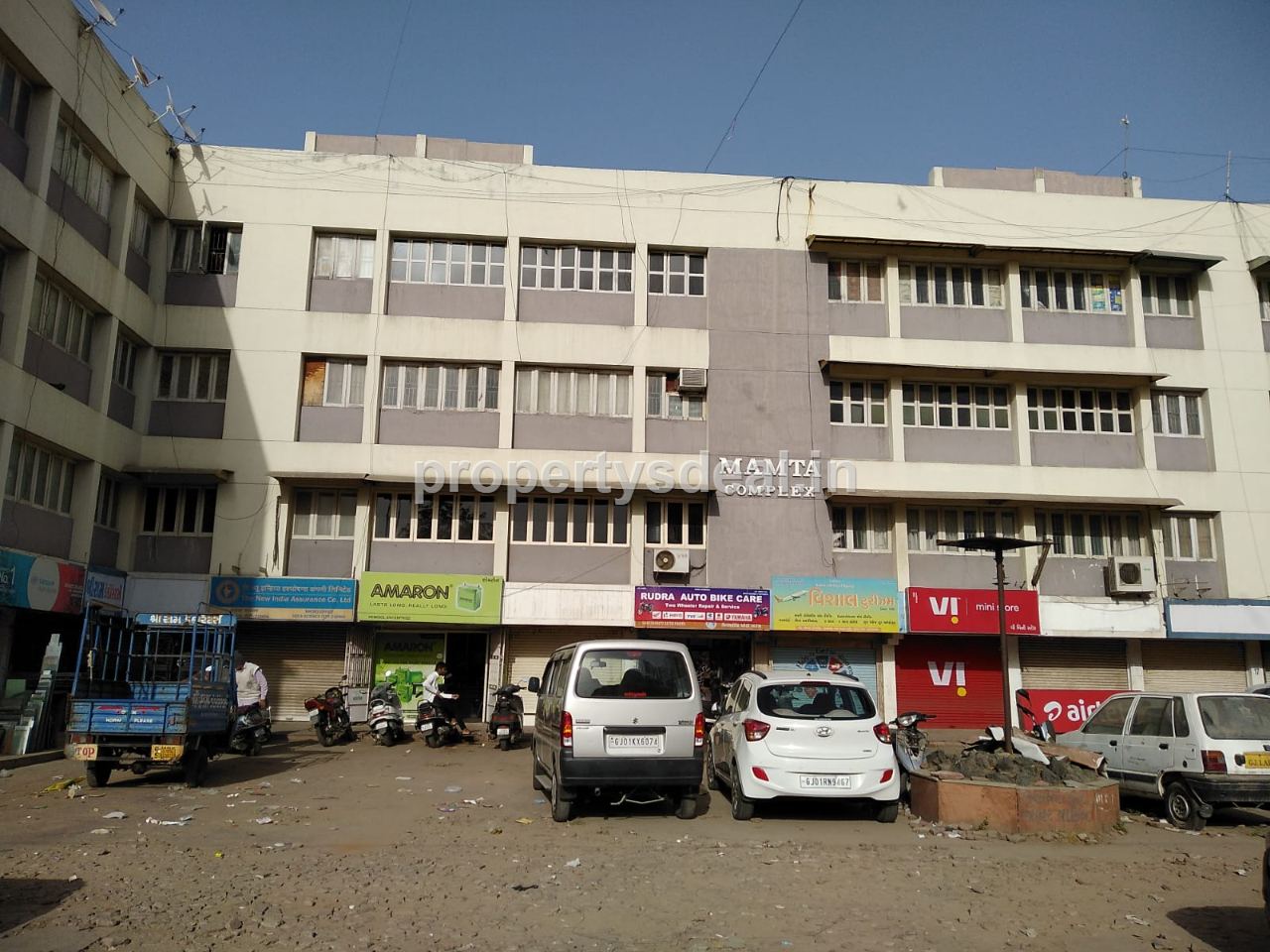 Shop For Sale In Ghatlodia , Ahmedabad / 1,50,00,000/- Price