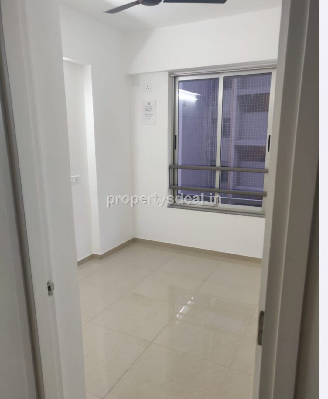 3BHK Flat For Sale in Shela / 70,00,000