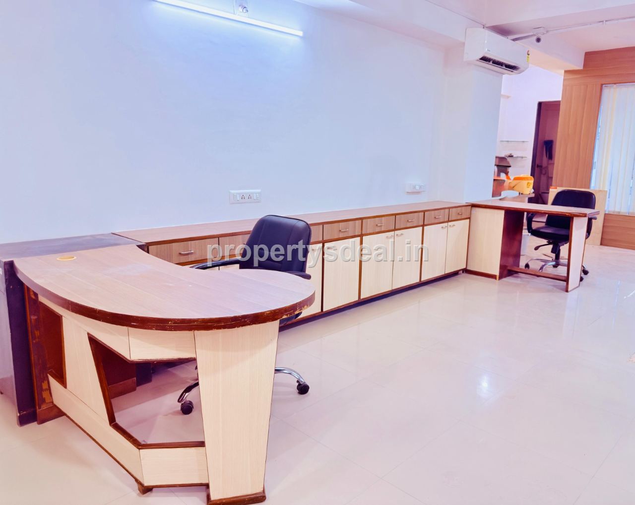 Office For Rent In Shyamal Cross Road , Ahmedabad