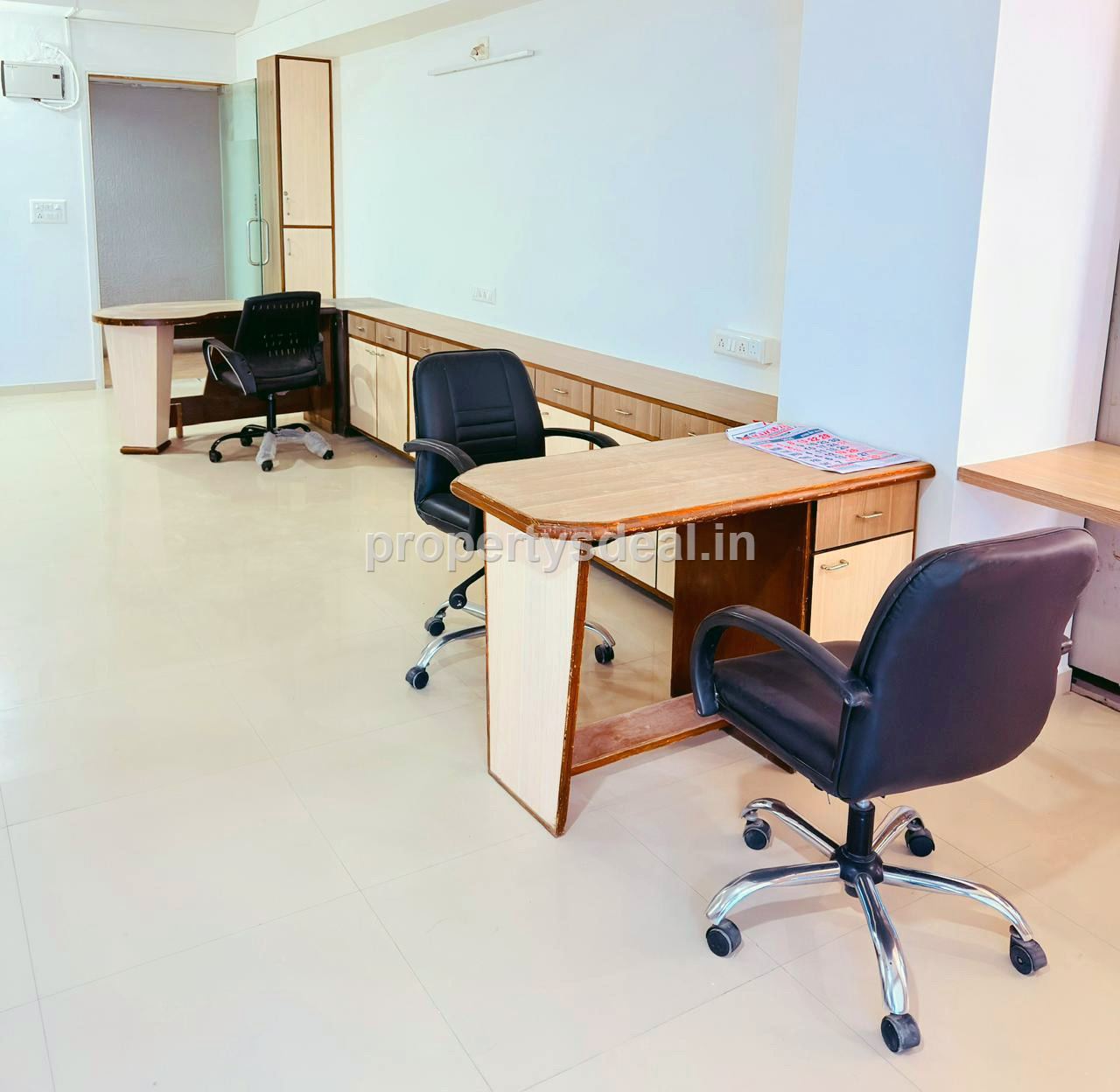Office For Rent In Shyamal Cross Road , Ahmedabad