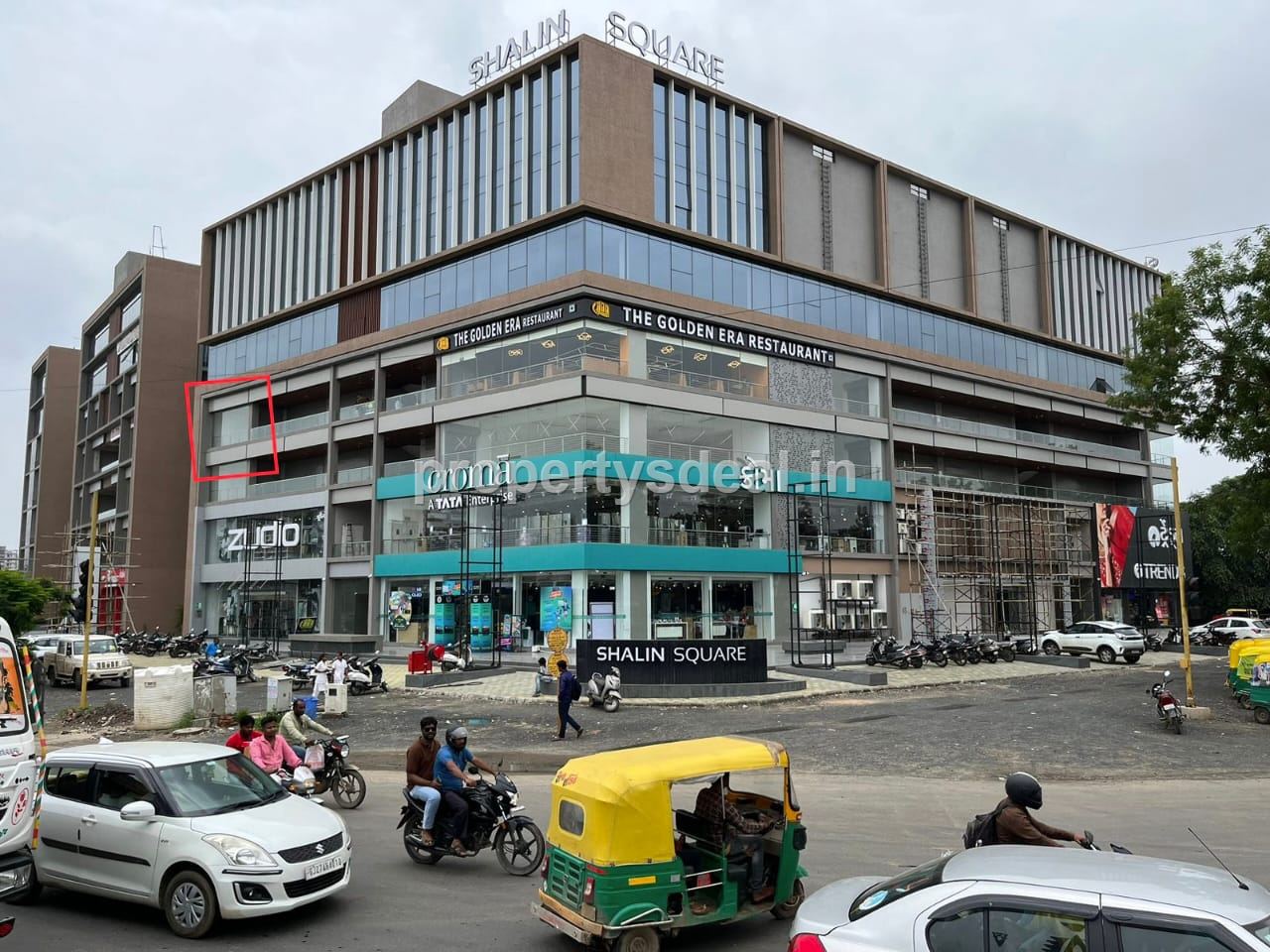 Shawroom For Sale In Hathijan Circle, Ahmedabad