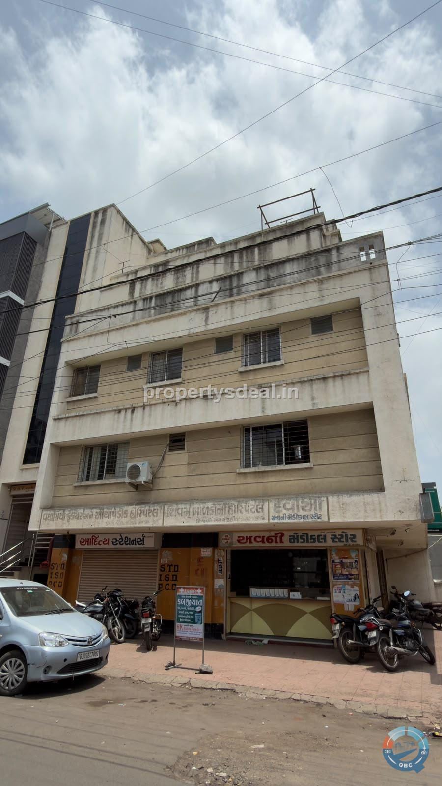Commercial Building for Sale In Vidyanagar Main Road, Rajkot