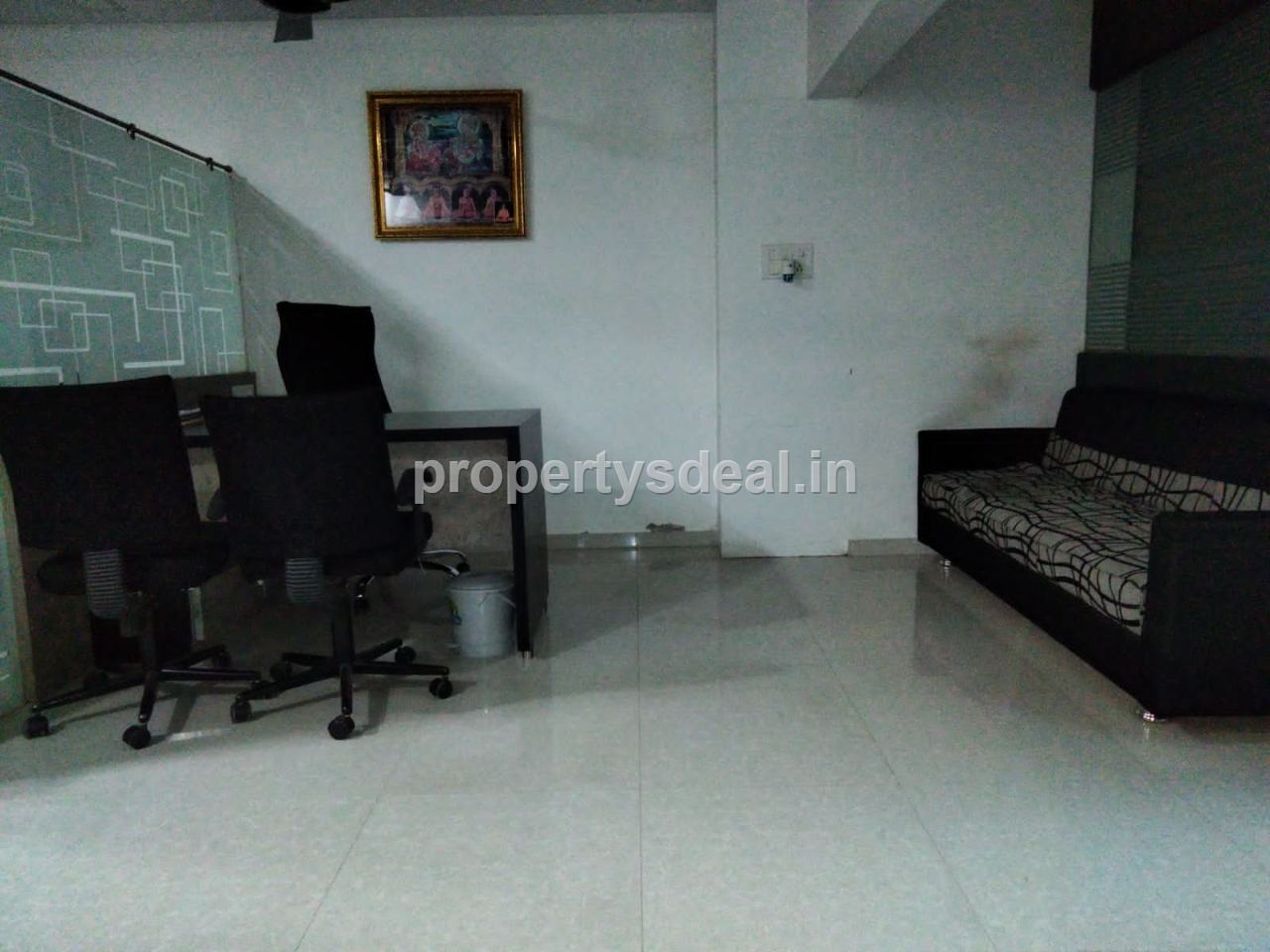 Office For Rent In Kalawad road ,Rajkot