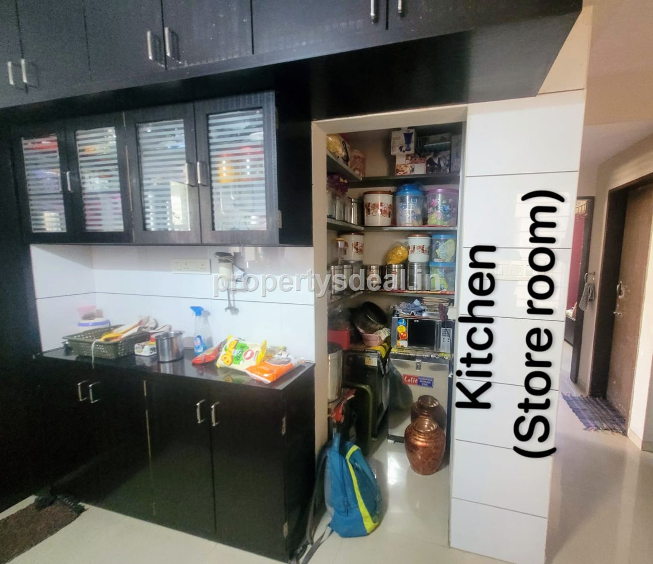2BHK Flat For Sale In Sadhuvasvani Road, Rajkot