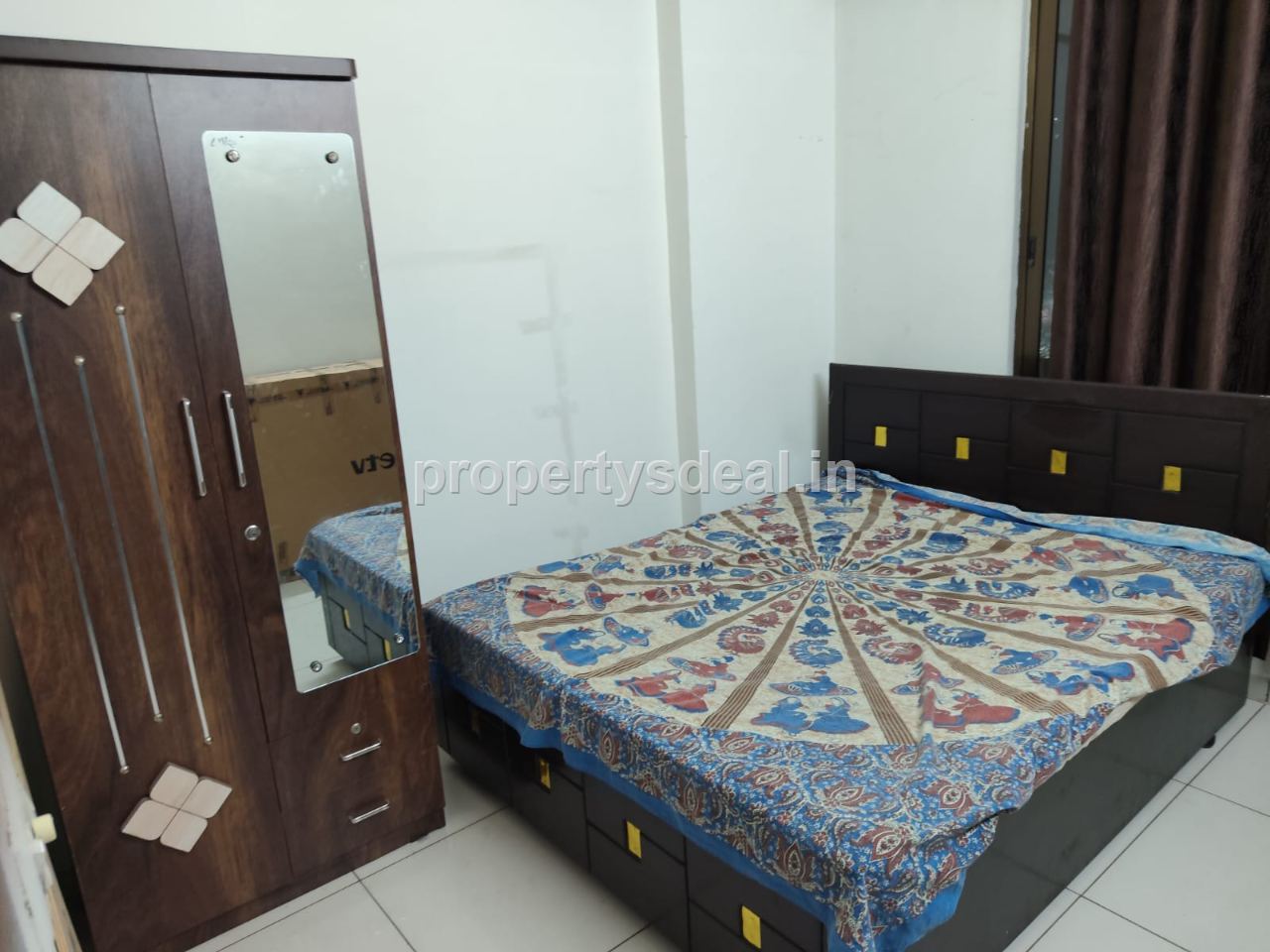 2 BHK fully furnished flat is available for rent in Vrundavan Heights