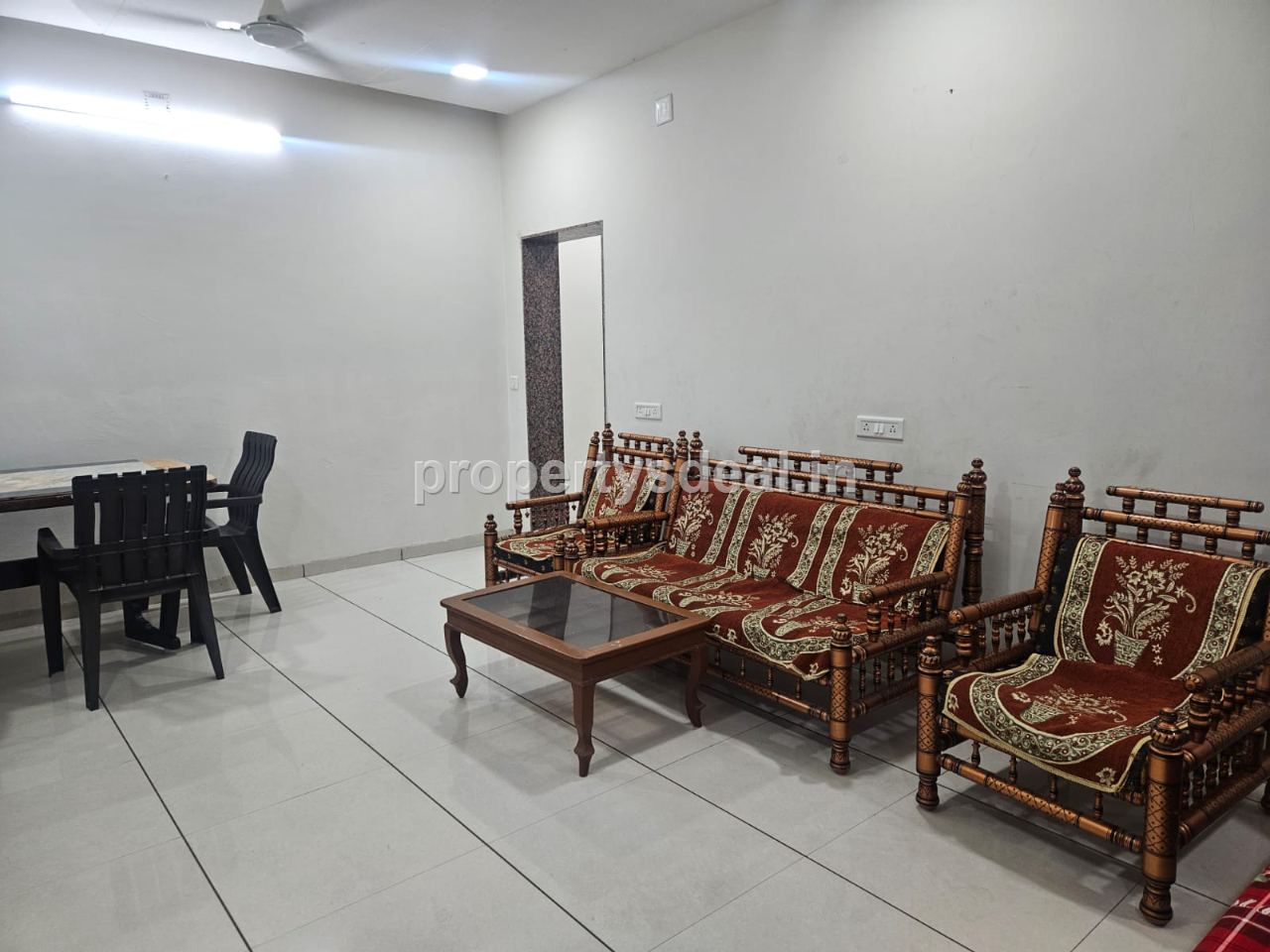 2 BHK fully furnished bungalow is available for rent in Laxminagar Society