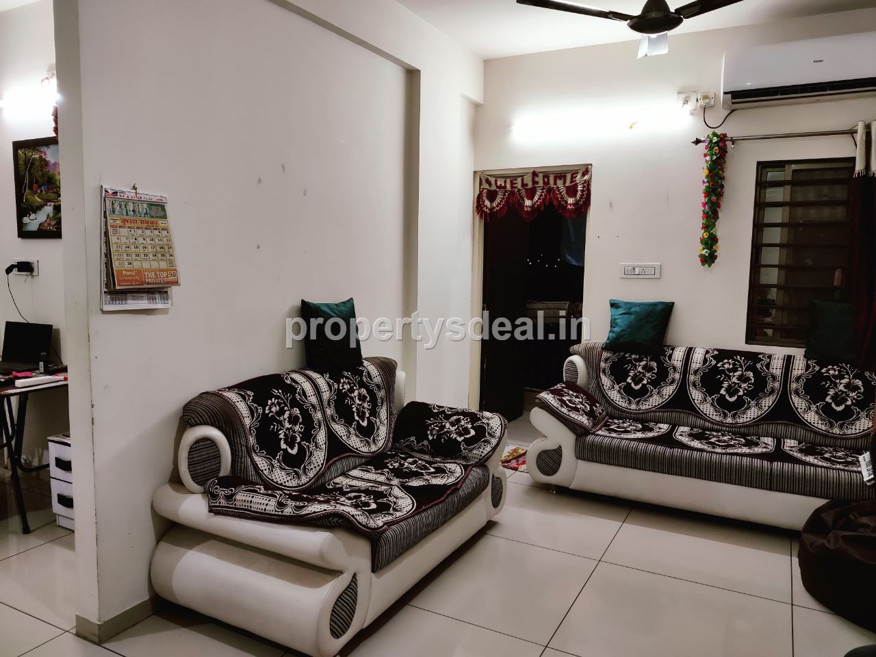 2BHK Flat For Sale In Raj Ratanam Platina ,Vadodara