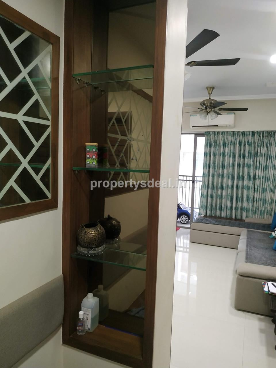3BHK Flat For Rent Shaligram Lakeview Society ,Ahmedabad