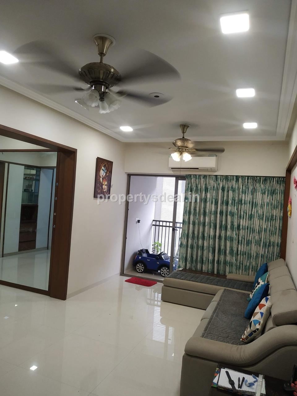 3BHK Flat For Rent Shaligram Lakeview Society ,Ahmedabad
