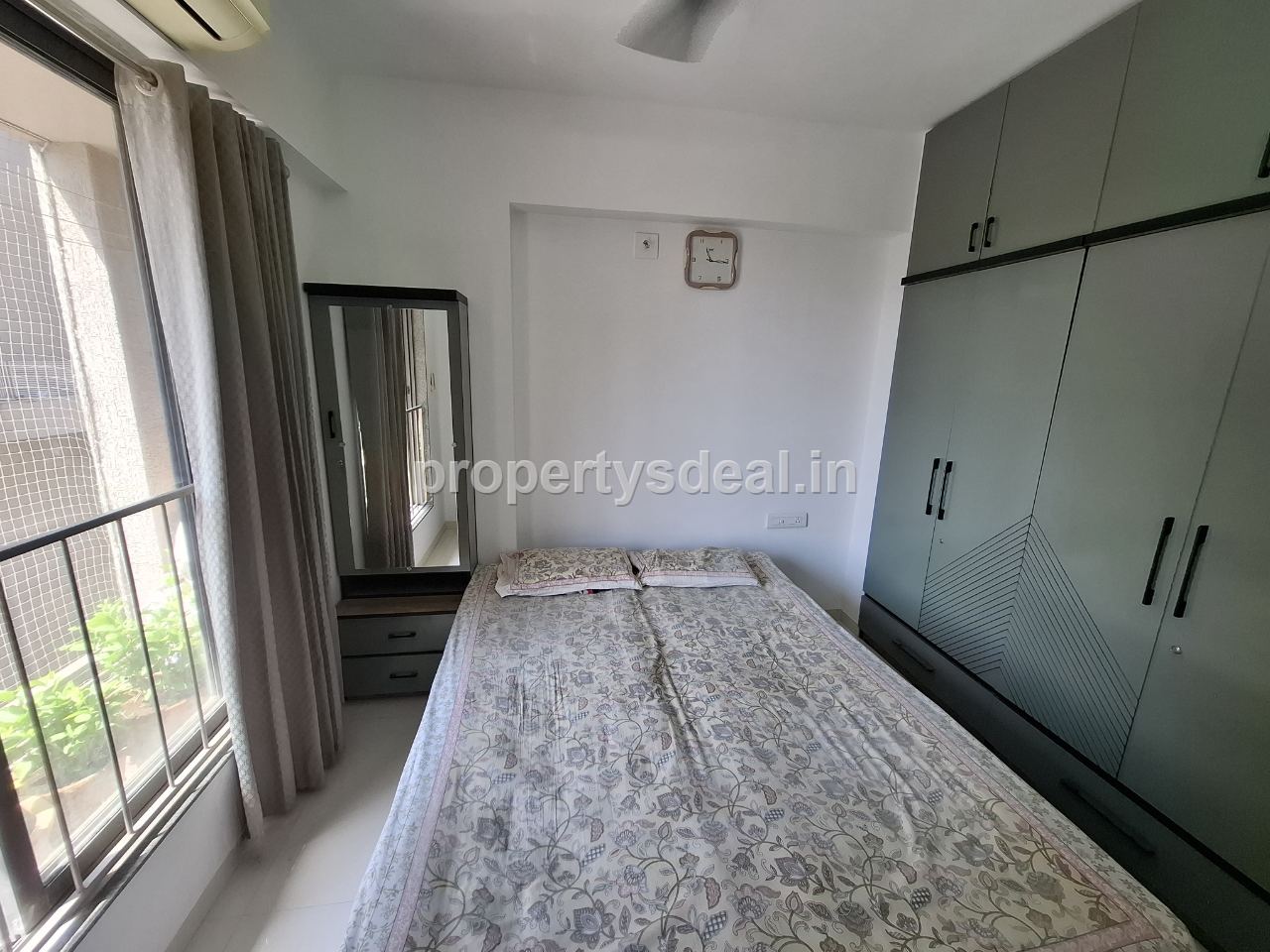 3BHK Flat For Rent In Swastik Reveira ,Ahmedabad