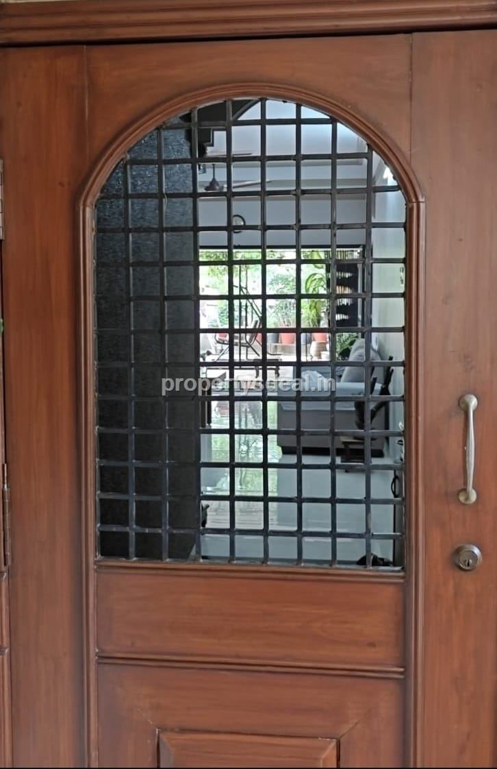 3BHK Flat For Sale In Chand park city light road, Surat