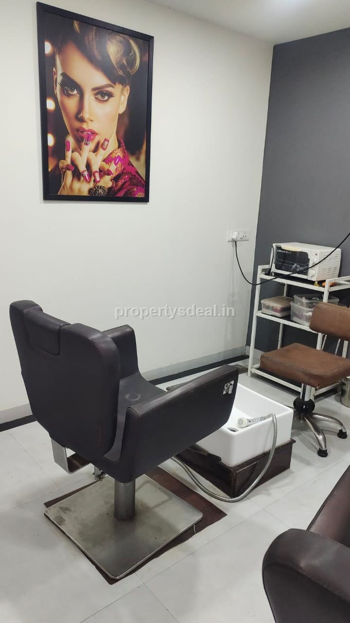 Shop For Sale In Fatehgunj, Vadodara
