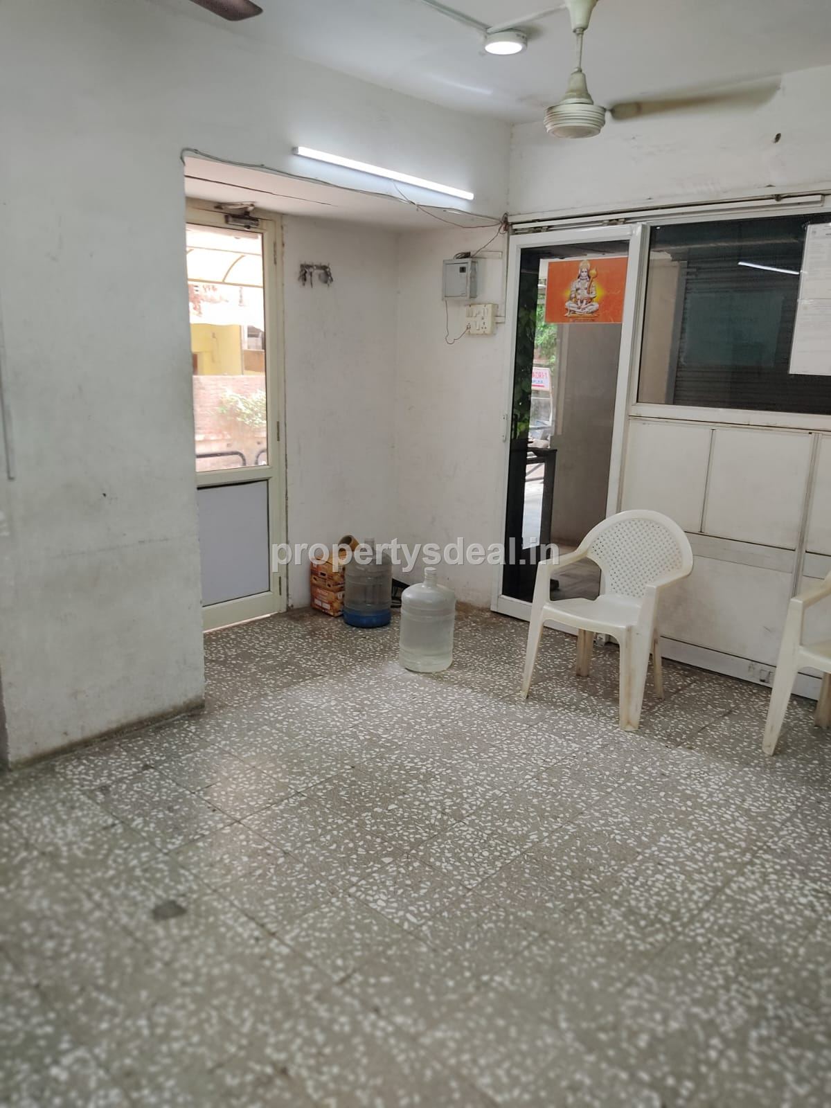 Shop For Sale In Ashram Road, Ahmedabad