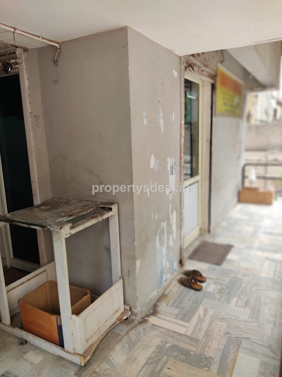 Shop For Sale In Ashram Road, Ahmedabad