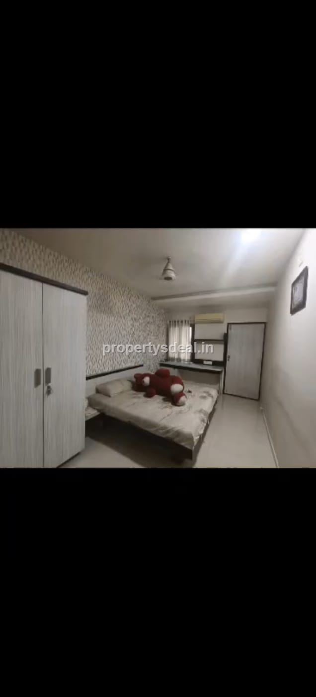 5 BHK BUNGLO
